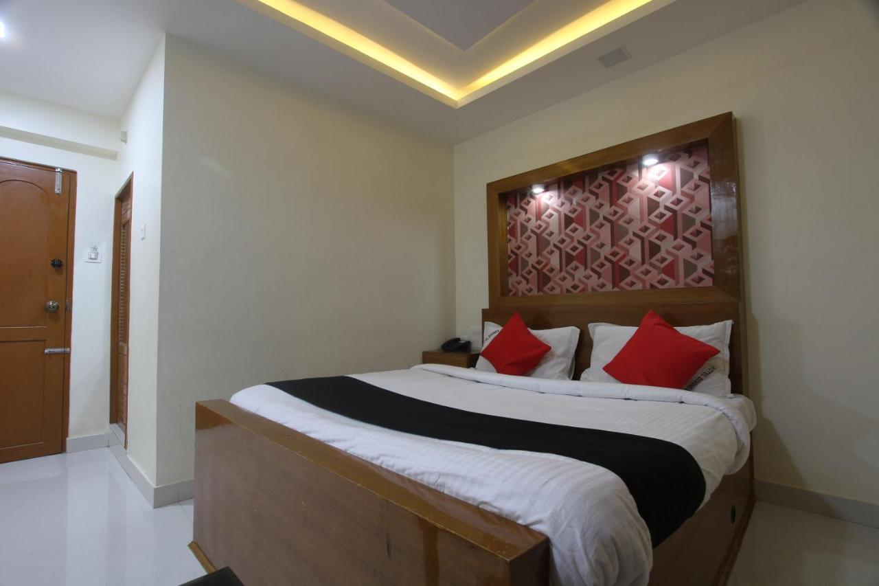 Kuzhittura Divines Business Hotel المظهر الخارجي الصورة